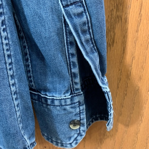 Banana Republic Denim Shirt - Picture 6 of 6